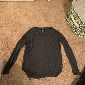 long sleeve grey shirt